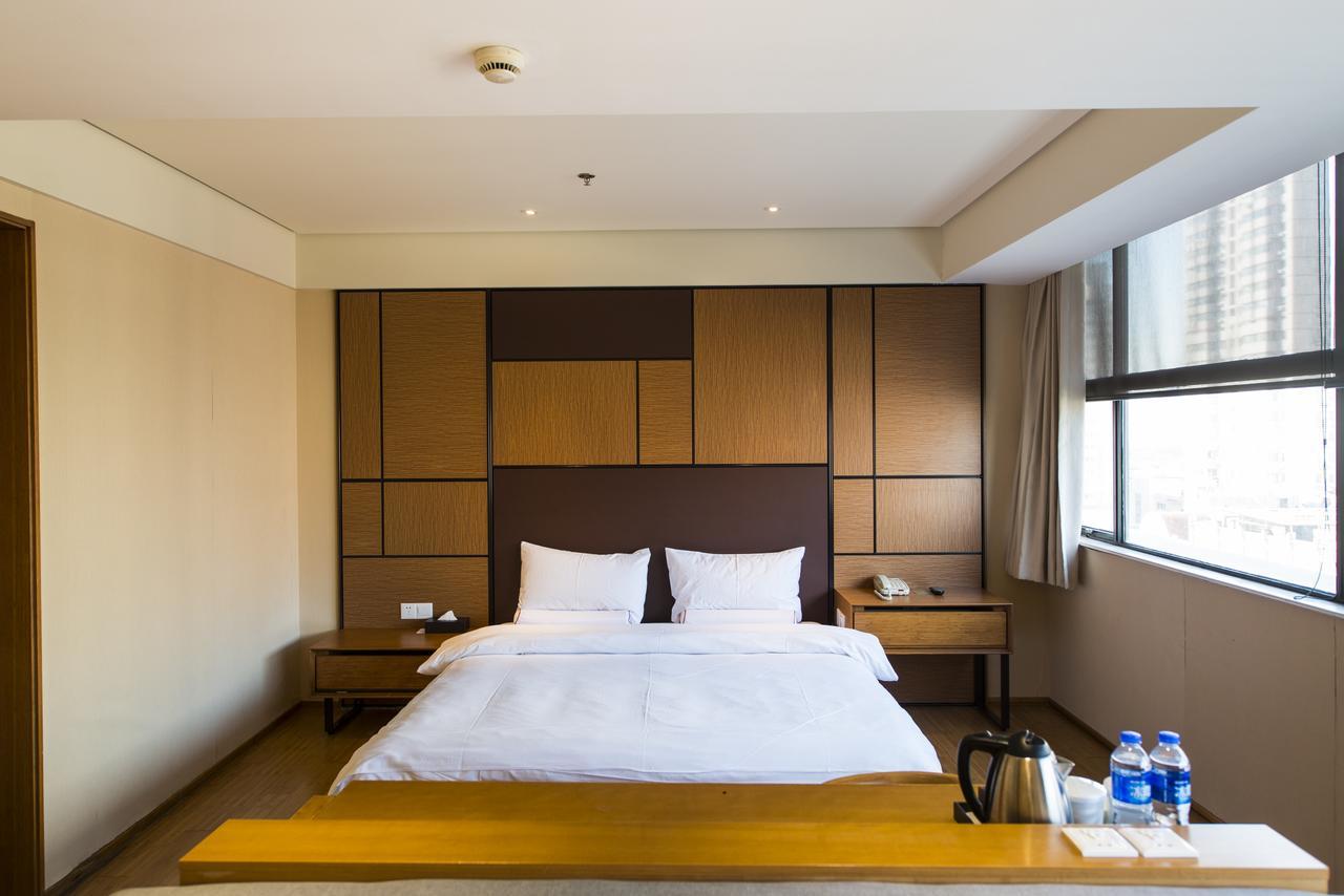 Ji Hotel Shanghai Hongqiao Transport Hub Linkong Zone Kültér fotó