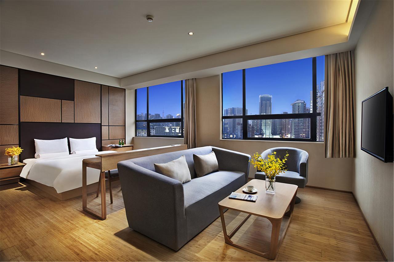 Ji Hotel Shanghai Hongqiao Transport Hub Linkong Zone Kültér fotó