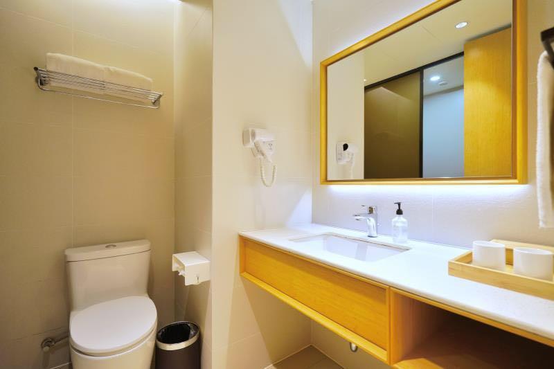 Ji Hotel Shanghai Hongqiao Transport Hub Linkong Zone Kültér fotó