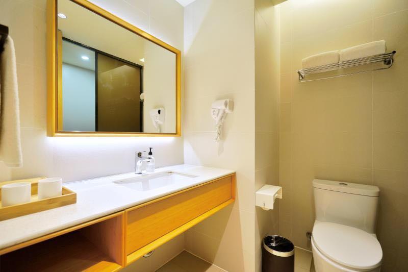 Ji Hotel Shanghai Hongqiao Transport Hub Linkong Zone Kültér fotó